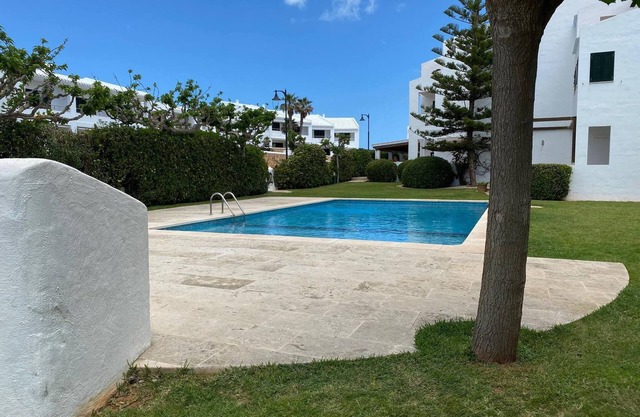 Amplio apartamento en zona tranquila cerca del mar