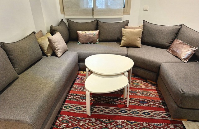 Spacious apartment with sea view, Wi-Fi Fibre -centre Casablanca