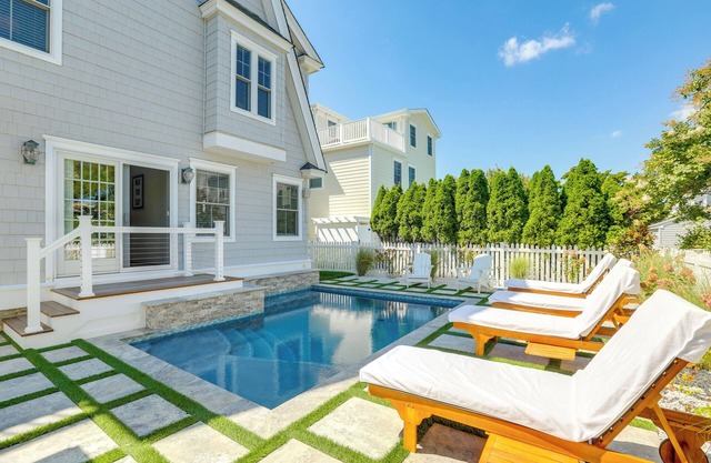 ¡NUEVO! Grand Avalon Beach House - ¡A 2 cuadras del agua!