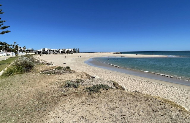 Spacious Beachside Villa perfect for couples