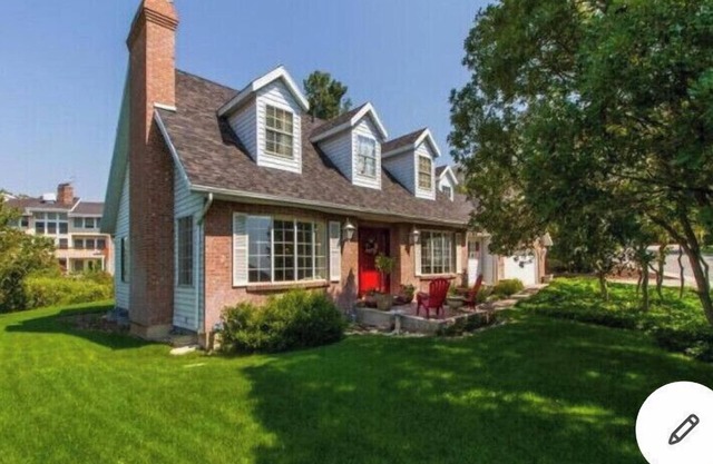 Spacious, Beautiful 7 bedroom Home on the Mountain w Hot Tub (weeklydiscount!)