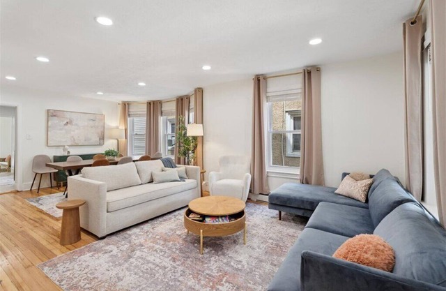 Spacious, bright, renovated and on the Main Line!