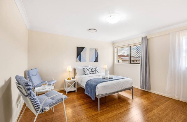 Spacious Central located FamilyHouse @ Sunnybank