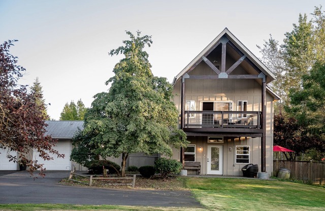 Spacious centrally located farmhouse with stunning views, large yard, firepit