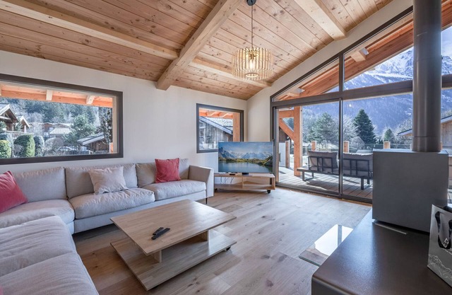 Amplio chalet en Chamonix con jacuzzi y estacionamiento, se admiten mascotas