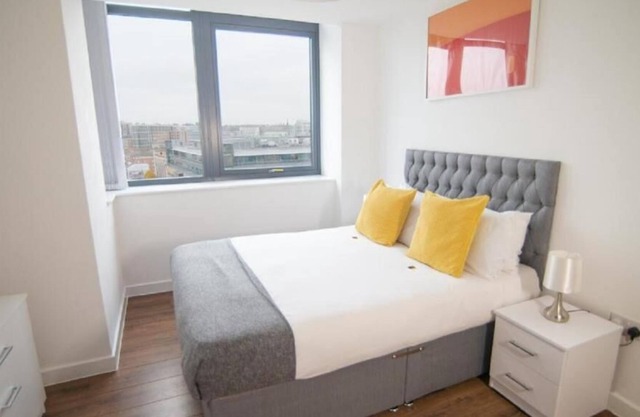 Spacious City Centre One Bedroom Apartment