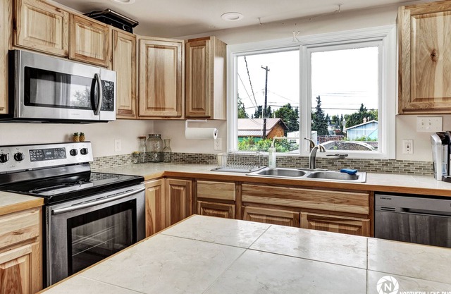 Spacious Comfortable Home Near Downtown