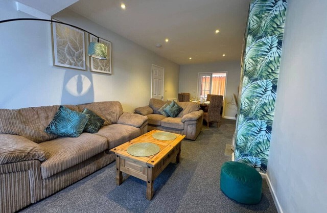 Spacious Contractor Accommodation