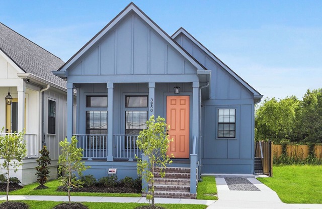 Spacious & Convenient: 3BR w/ All Utilities, Minutes from Everything!