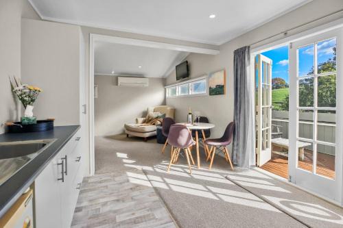 Spacious country guest house