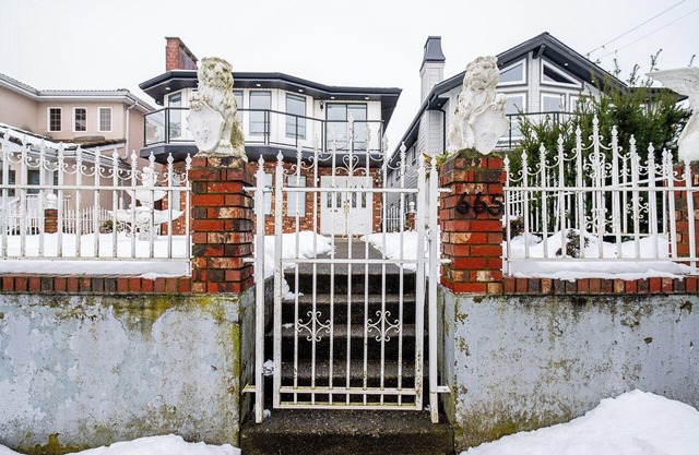 Spacious & Cozy Home In Heart Of Vancouver