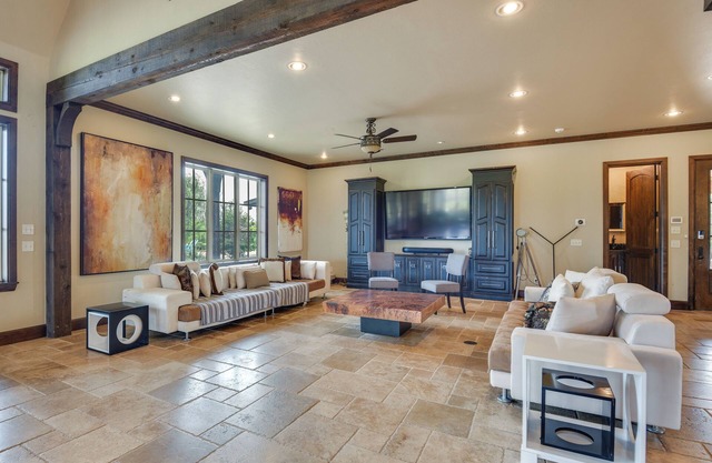 Spacious Edmond Vacation Rental w/ Hot Tub!