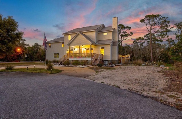 Spacious Emerald Coast House w/Views Near Beach