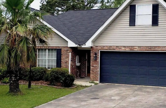 Spacious family friendly 3 bedroom 2 bath home