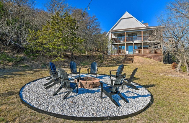 Spacious Family Home on the Water + Boat Dock