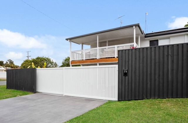 Spacious family home, pet friendly and just minutes from the beach