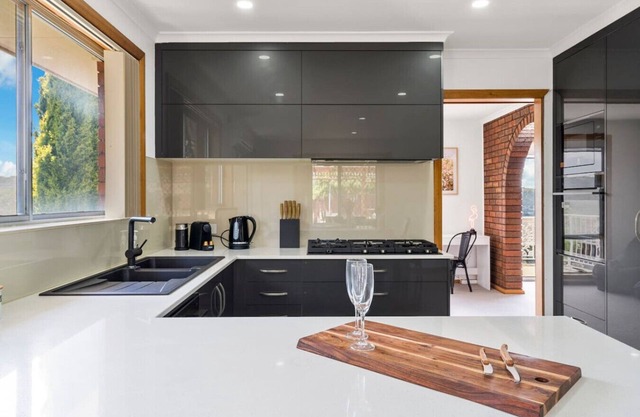 Spacious Family Home with Views