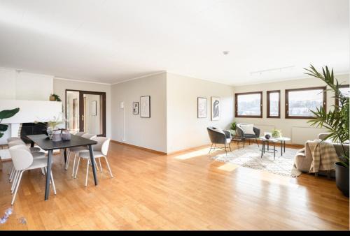 Spacious family house with private garden 4 bedrooms