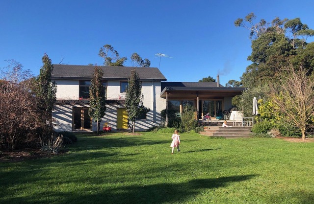 Spacious family stay near Peninsula beaches and wineries