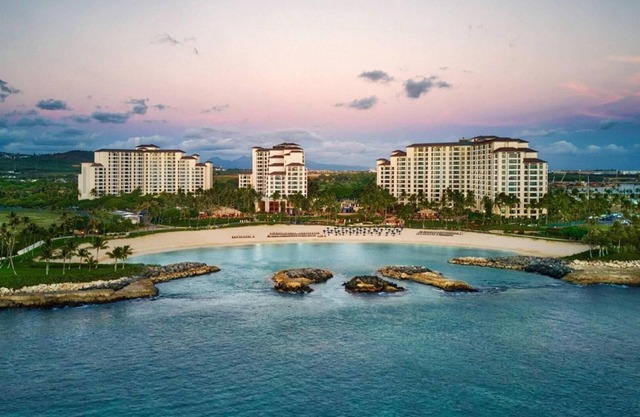 Spacious Family Suite, Stunning Mountain View-1 Bd. Marriott's Ko Olina Beach