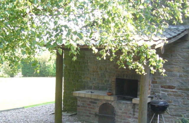 Spacious Farmhouse in Anthisnes with Sauna