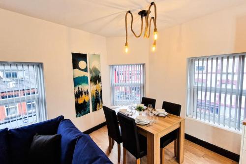 Spacious flat on Breck Road!