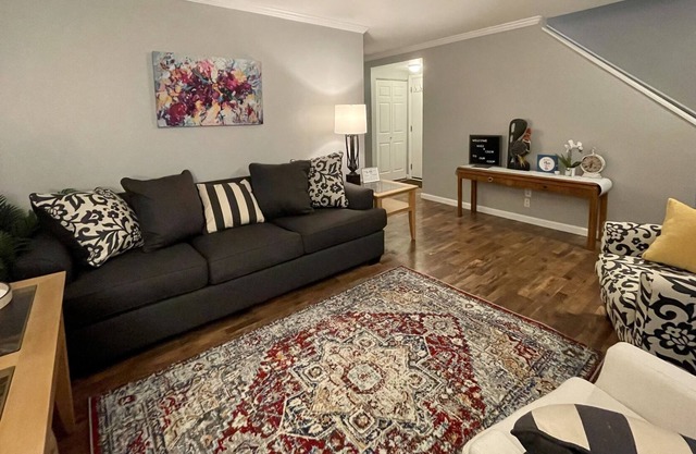 Spacious getaway near Lake Geneva w/ Pool, Fire Pit and Arcade Games