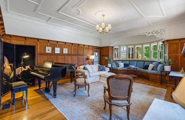 Spacious heritage home
