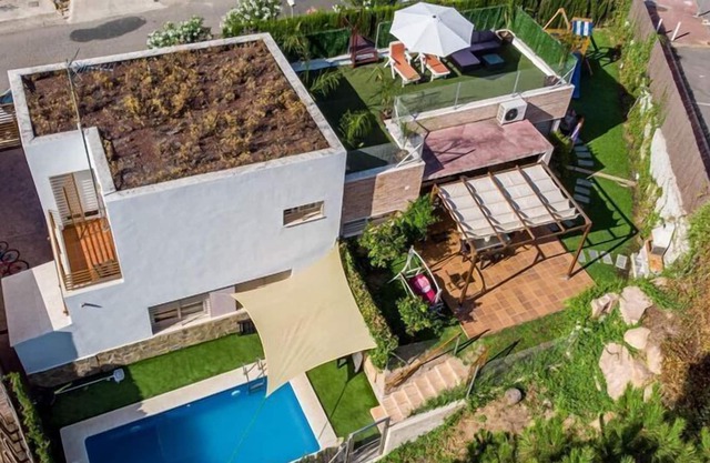 Espaciosa casa de vacaciones en Córdoba con jardín privado