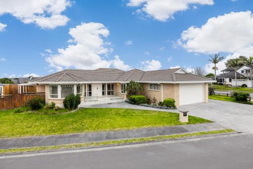 Spacious Holiday Home in a Superb Location