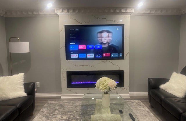 Spacious home 3 king beds, 2 full baths Angus Glen in Markham with over 2,000 sq