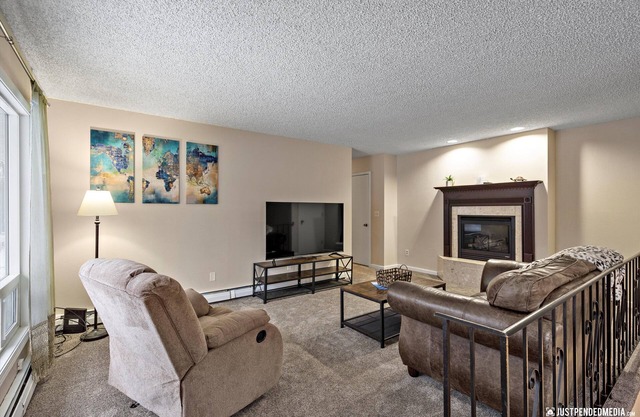 Spacious Home Base for your Alaskan Adventures