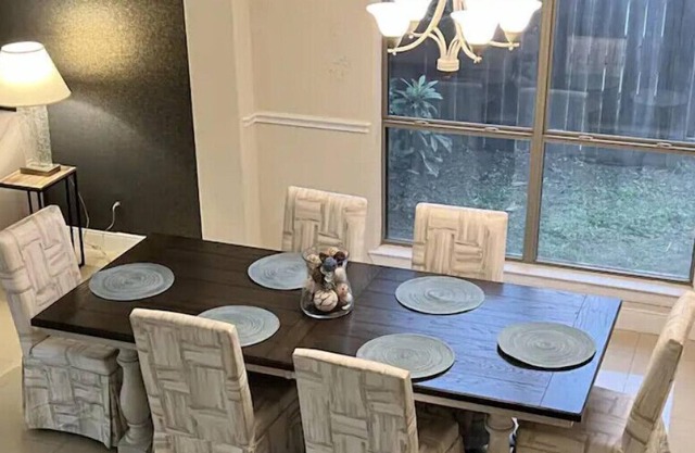 Spacious Home for Large Family Gatherings