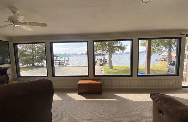 Spacious Home on False River Gorgeous view of River 4BR, 3Bath, Large Pier
