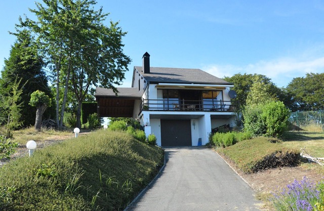 Casa vacacional con patrimonio con jardín