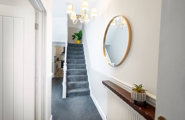Spacious House for Big Groups on Danygraig Road