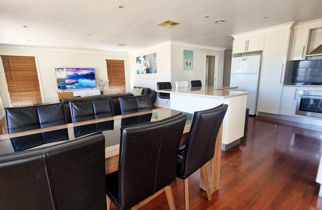 Spacious house in St Albans