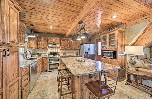 Spacious Lakeside Getaway w/ Fire Pit