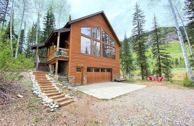 Amplio Lodge con estanque, jacuzzi privado a solo 1 milla de la estación de esquí Purgatory