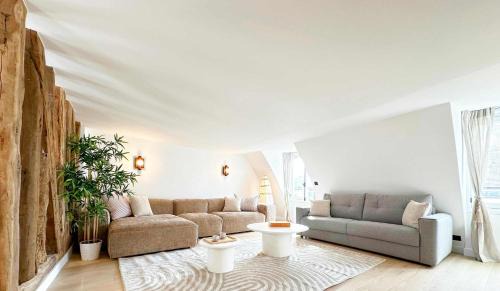 Spacious & Luxurious Apartment
