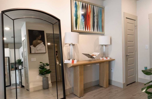 Spacious Luxury Apartment in Galleria HTX