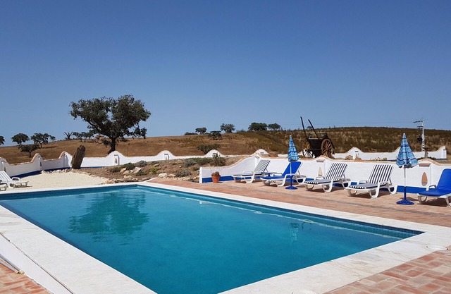 Spacious luxury country house. Shared pool. Fully wheelchair accessible