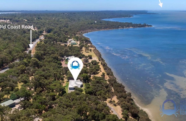 Spacious, modern 4BR, 3 bathroom holiday home on the estuary