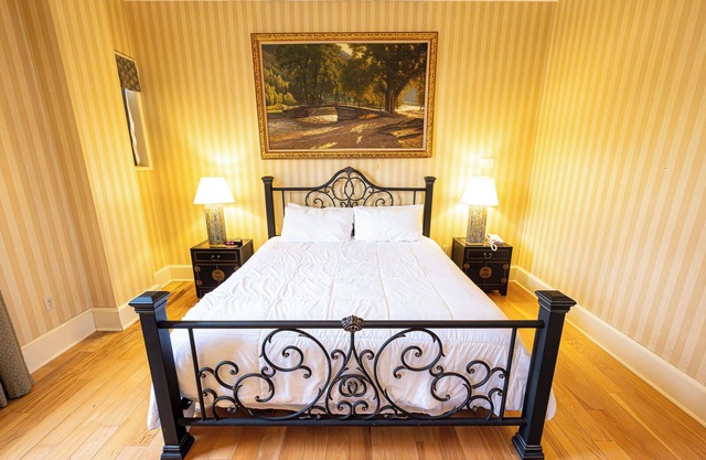 Spacious Mountain Retreat | Ideal Room for a Calm & Scenic Getaway