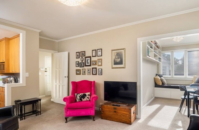 Spacious Mt Eden Apartment