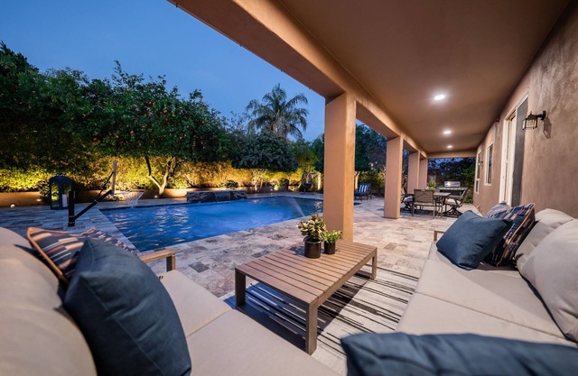 Spacious N. Scottsdale 6 Bdrm Sanctuary w/Pool!