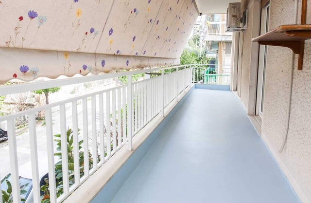 Spacious New Apartment in Alimos