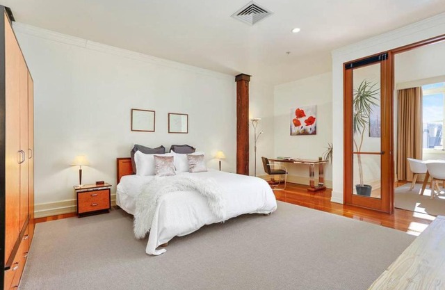 Spacious One Bedroom in The Heritage Hotel!