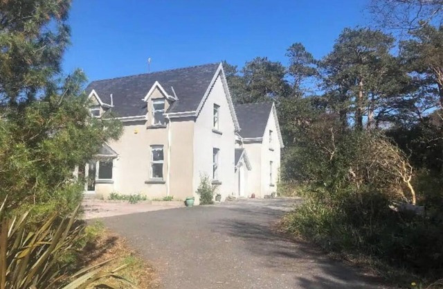 Spacious period style house where old meets new with romantic garden retreat.