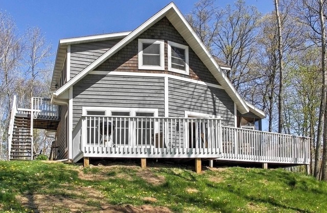 Spacious Pine Lake Home: Deck, Fire Pit + 3 Acres!